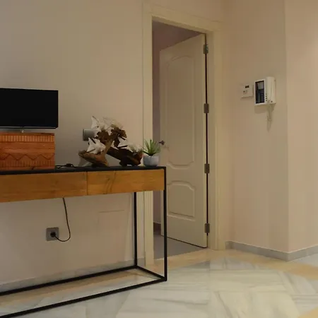 Apartment Aloha Fuente 2 Bed Iwalking Distance To Amenities Marbella