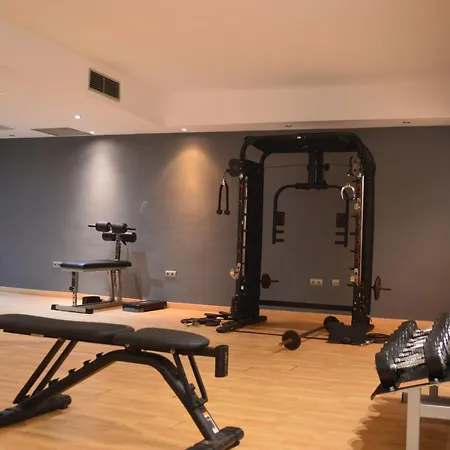 Apartment Aloha Fuente 2 Bed Iwalking Distance To Amenities Marbella