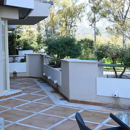 Aloha Fuente 2 Bed Iwalking Distance To Amenities * Marbella