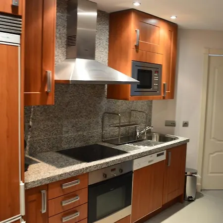 Apartment Aloha Fuente 2 Bed Iwalking Distance To Amenities Marbella