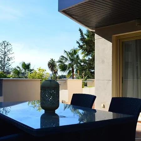 Apartment Aloha Fuente 2 Bed Iwalking Distance To Amenities
