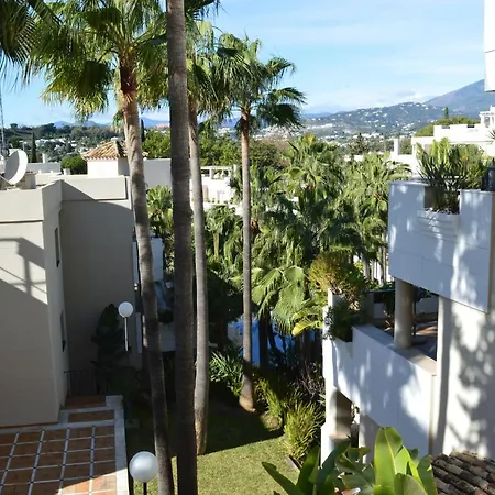 Aloha Fuente 2 Bed Iwalking Distance To Amenities * Marbella