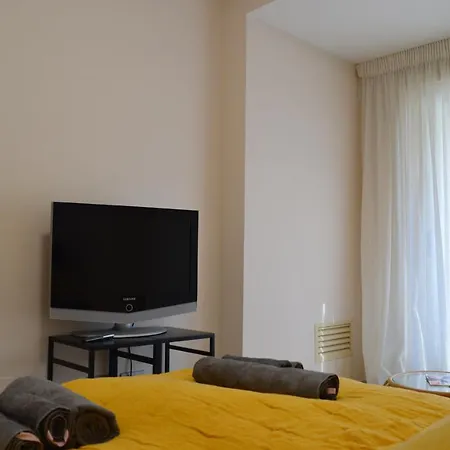 Aloha Fuente 2 Bed Iwalking Distance To Amenities Apartment