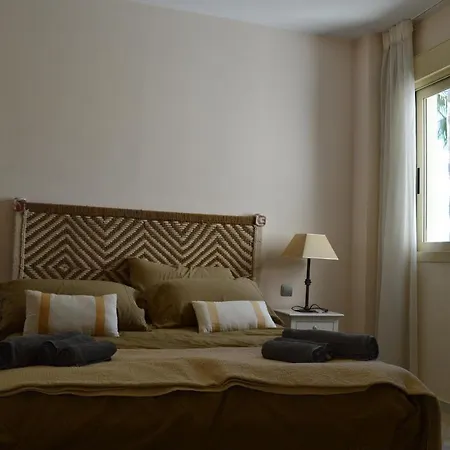 Aloha Fuente 2 Bed Iwalking Distance To Amenities Apartment *